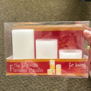 FREE WITH ANY PURCHASE The Ultimate Flameless Candles